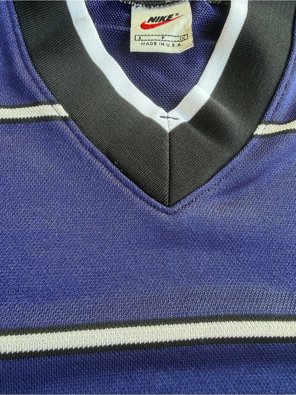 VTG ‘90s Nike Blue Striped Soccer Jersey V-Neck Size: S - Picture 4 of 11